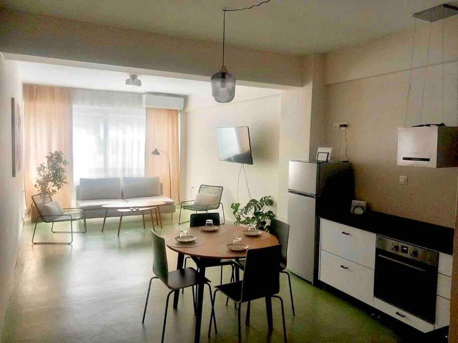 Specious Flat In Thessaloniki Aparthotel Buitenkant foto